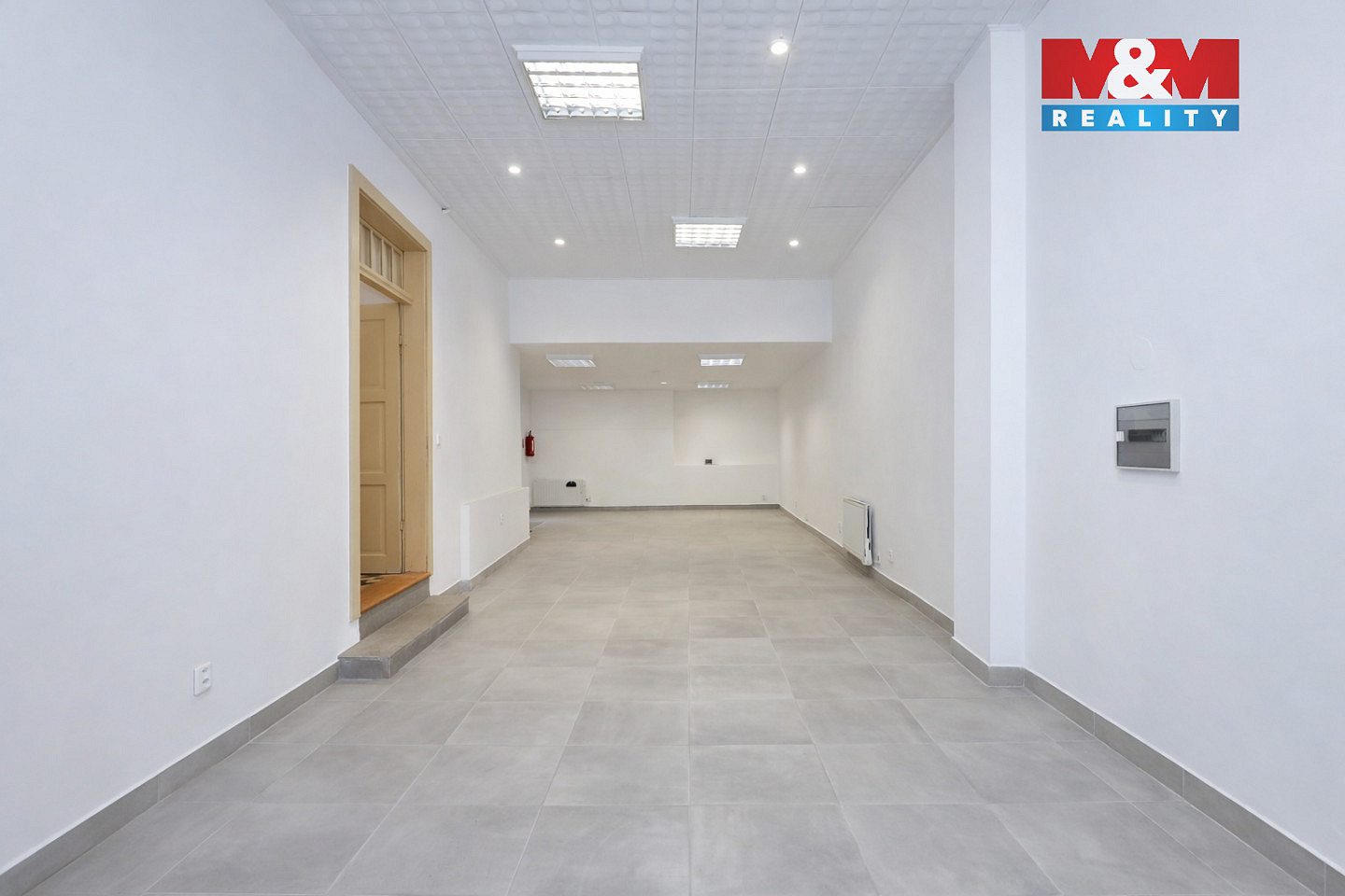 Pronájem obchodních prostor 61 m² — photo 2