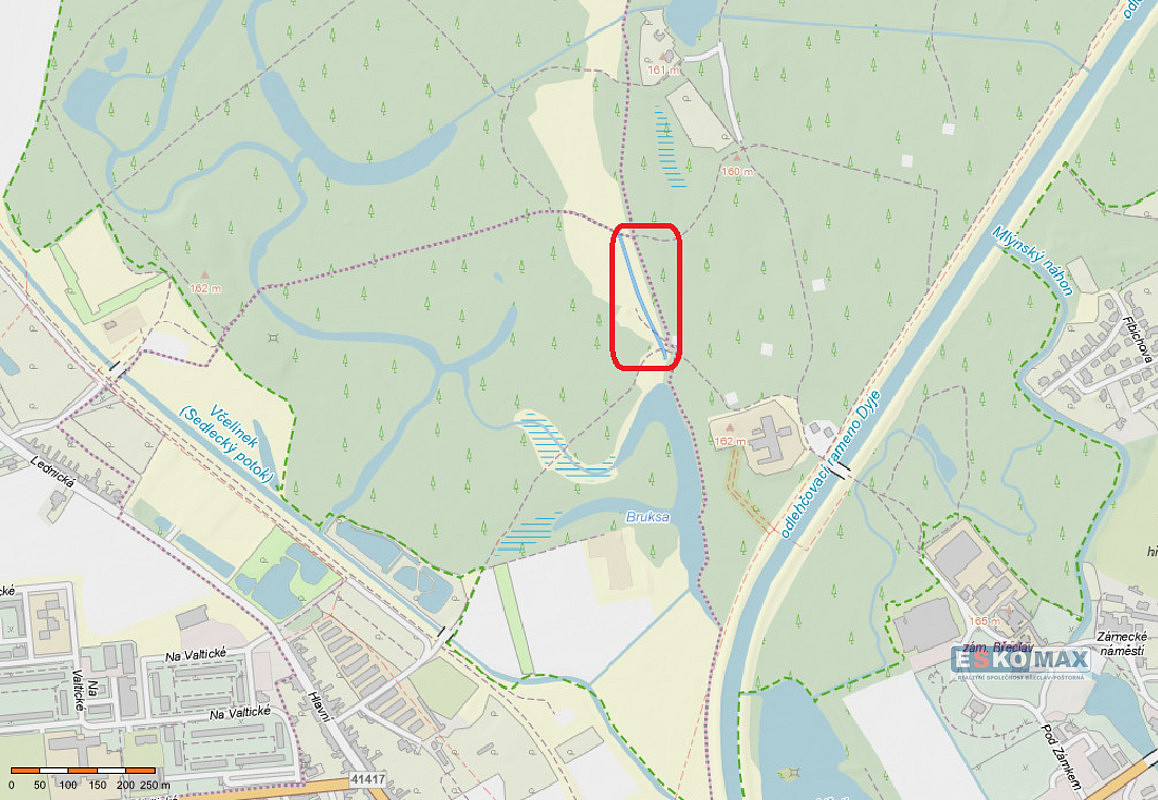 Prodej pozemku 1 252 m² – fotografie 3