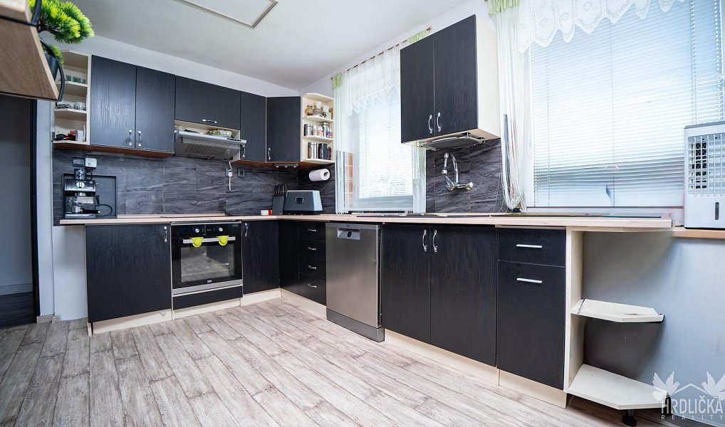Prodej domu 350 m² s pozemkem 1 197 m², Mirovice – náhled fotky 5