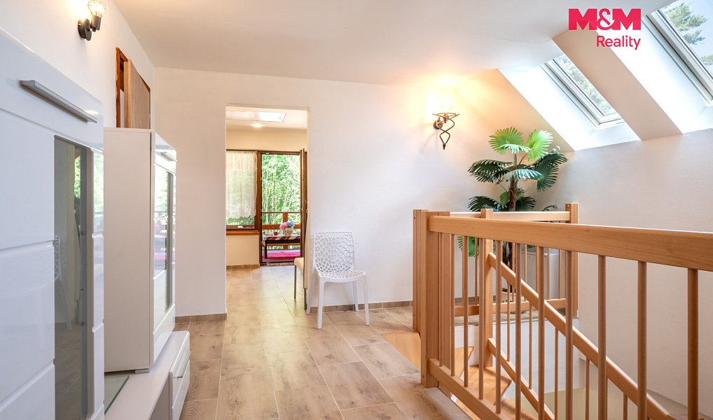 Prodej domu 187 m² s pozemkem 1 270 m², Svatá Maří – náhled fotky 7