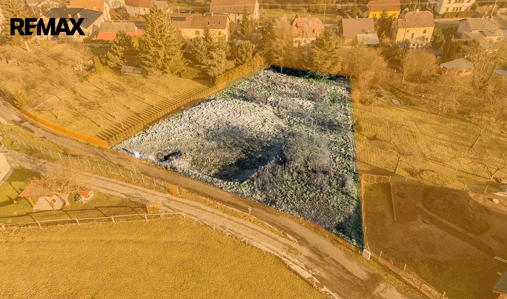 Prodej stavebního pozemku 2 413 m², Horní Police – náhled fotky 31