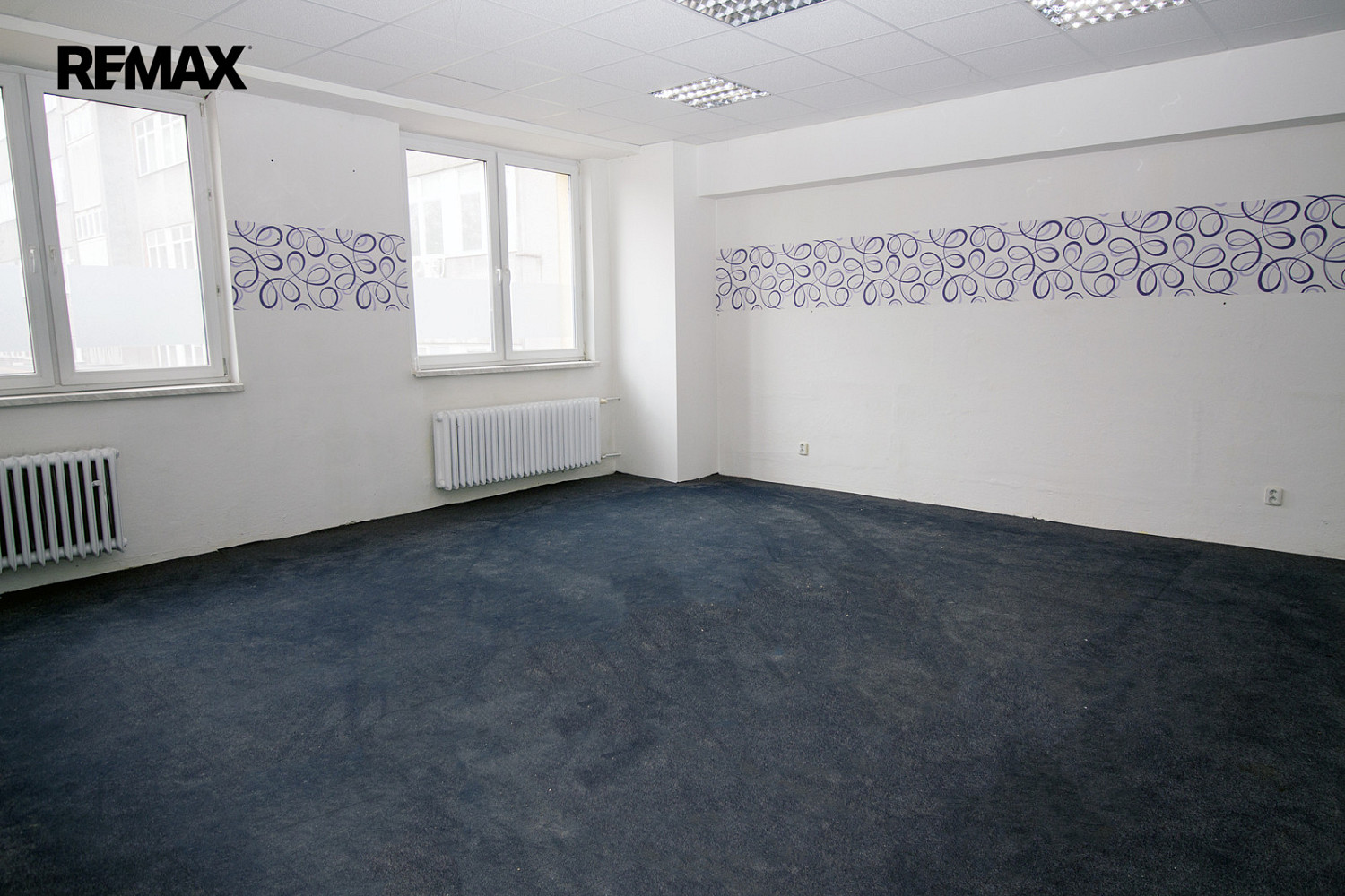 Pronájem kanceláře 36 m² – fotografie 2