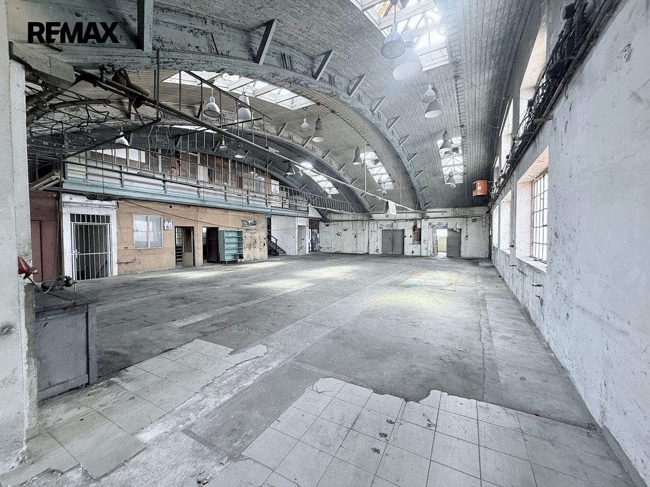 Pronájem obchodních prostor 442 m² – fotografie 4