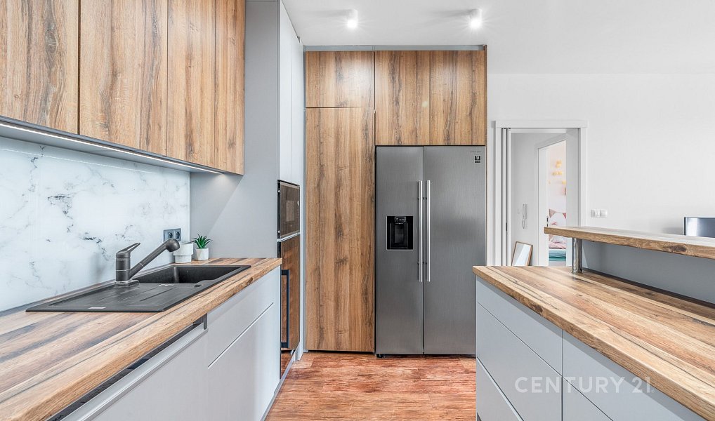 Prodej bytu 4+kk 106 m², Praha – náhled fotky 4