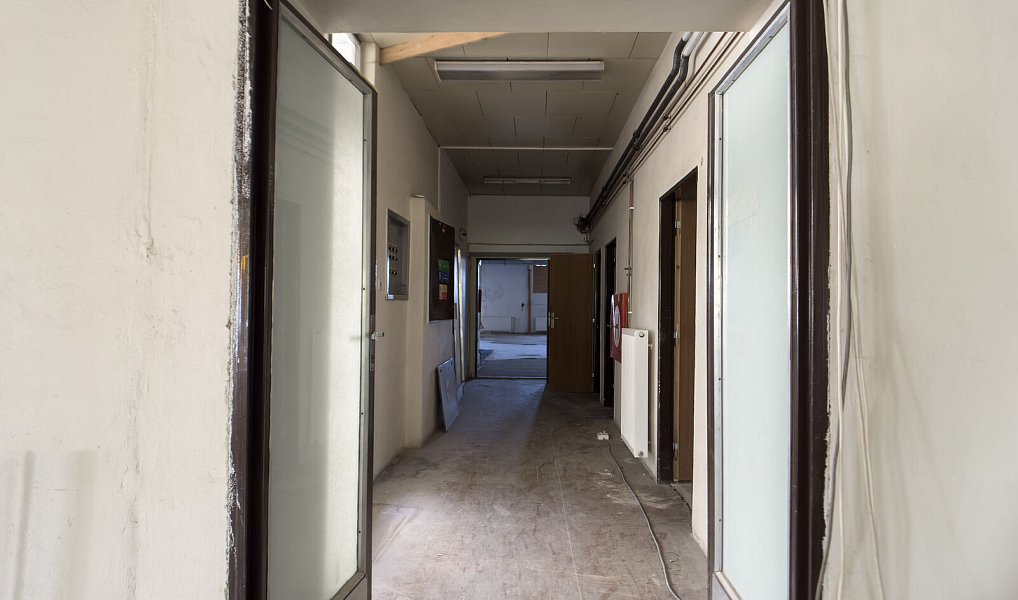 Pronájem obchodních prostor 460 m², Rousínov – náhled fotky 5