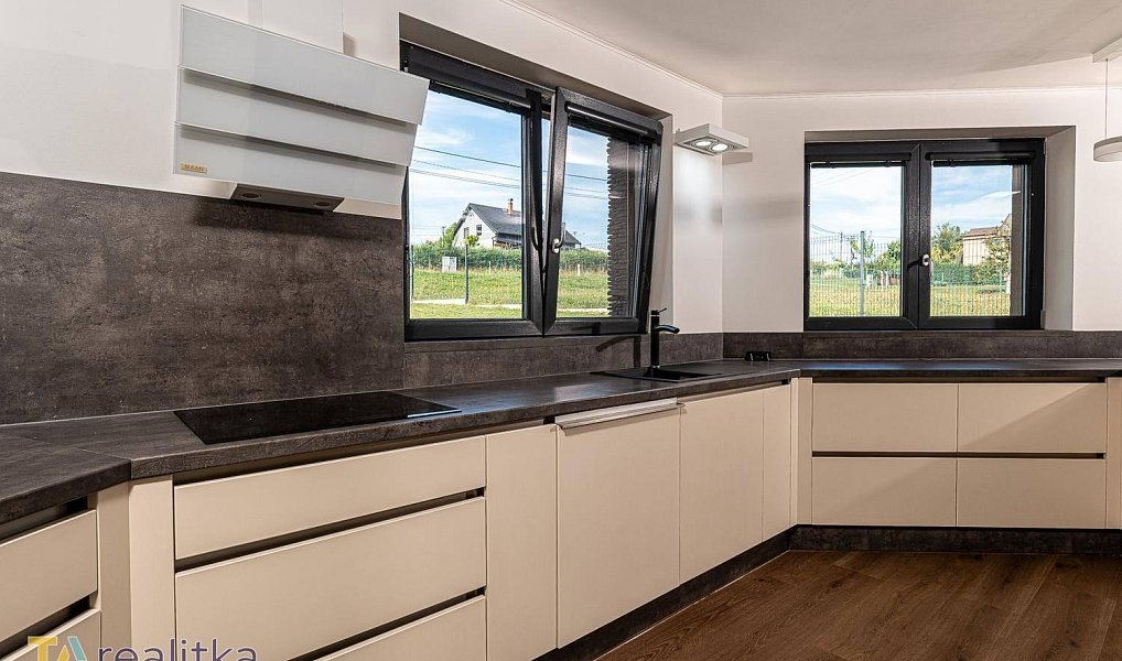 Prodej domu 125 m² s pozemkem 3 774 m², Dětmarovice – náhled fotky 5