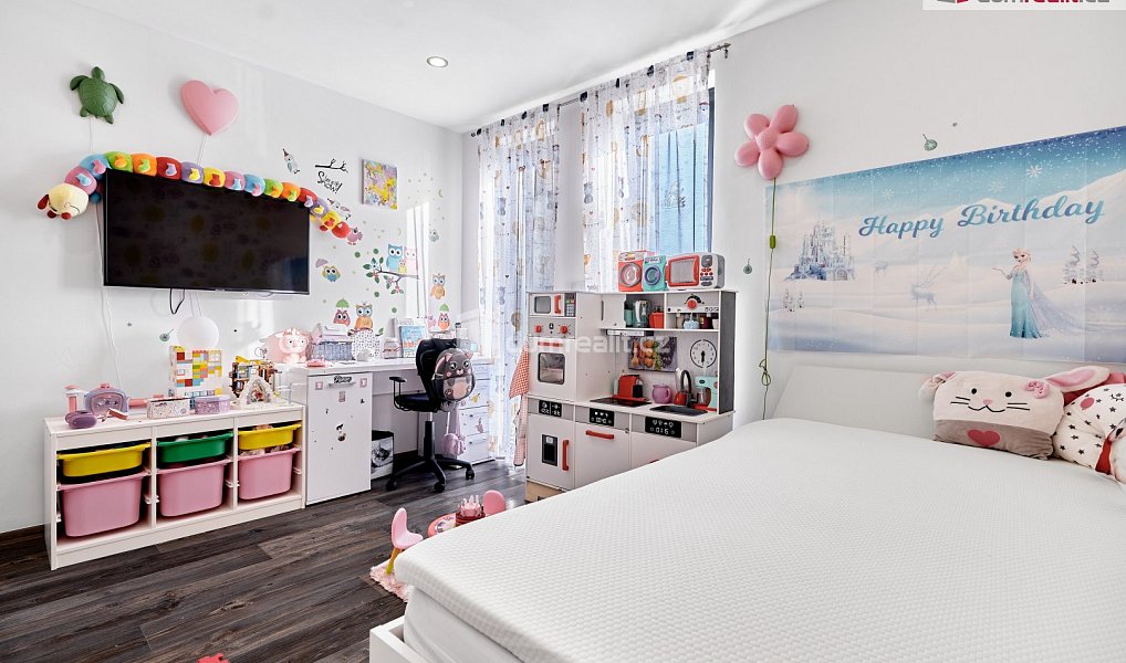 Prodej domu 136 m² s pozemkem 857 m², Nová Role – náhled fotky 12