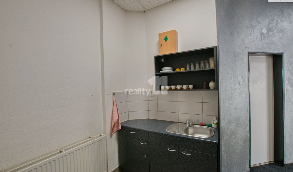 Pronájem kanceláře 68 m², Liberec – náhled fotky 19