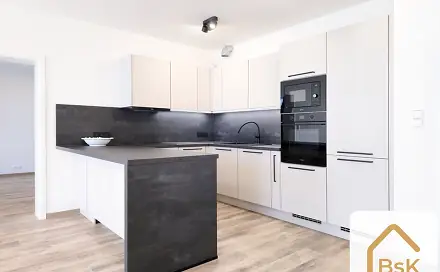 Pronájem bytu 3+kk 98 m², Antonína Balšánka, Český Brod, okres Kolín