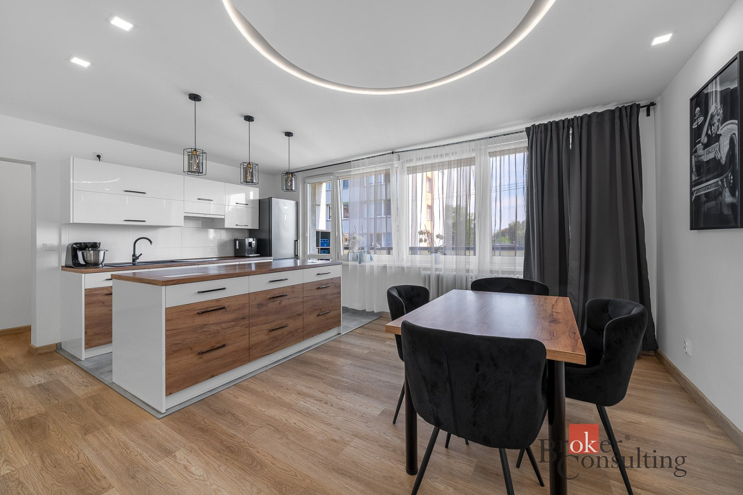 Prodej bytu 4+kk 82 m²