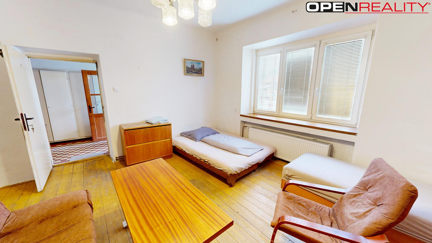 Pronájem domu 380 m² s pozemkem 762 m² – fotografie 3