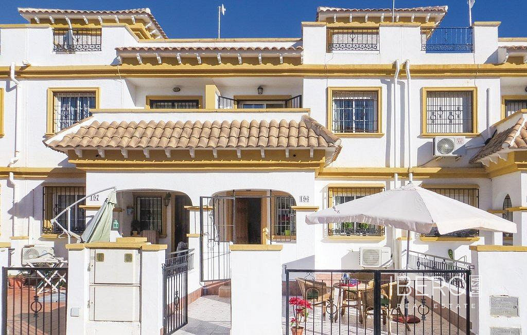 Casa 4+kk – Torrevieja, Urbanización El Chaparral - Vista 5