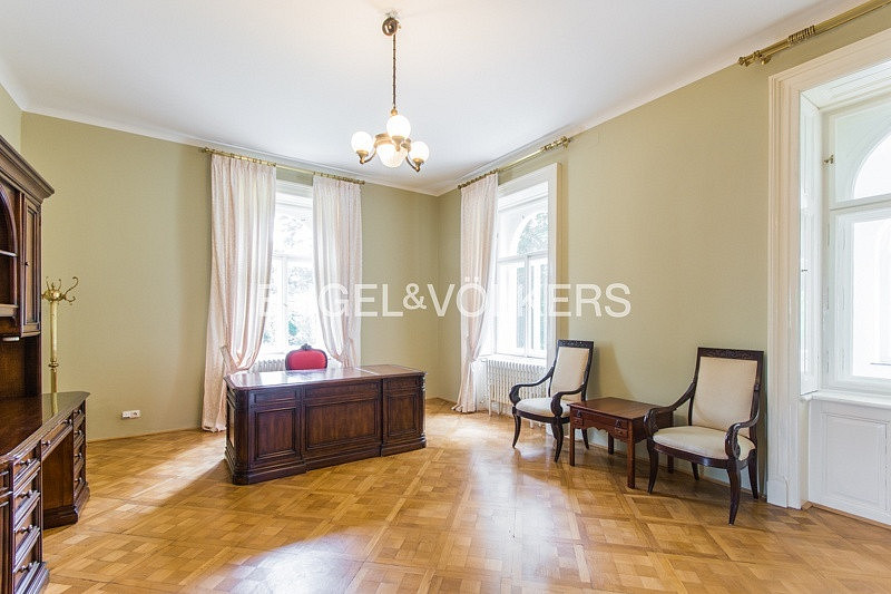 Pronájem domu 827 m² s pozemkem 7 900 m² — photo 5