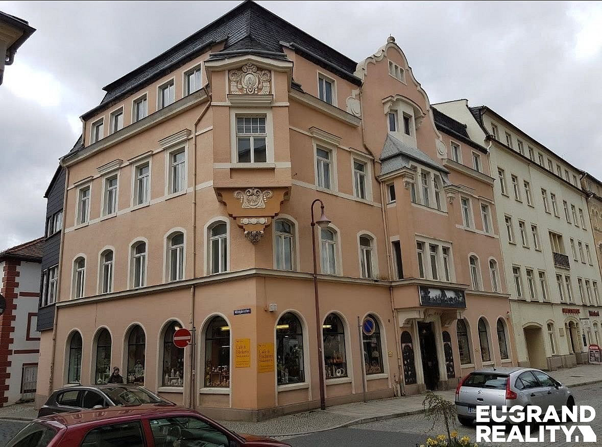 Prodej domu 920 m² s pozemkem 1 075 m²