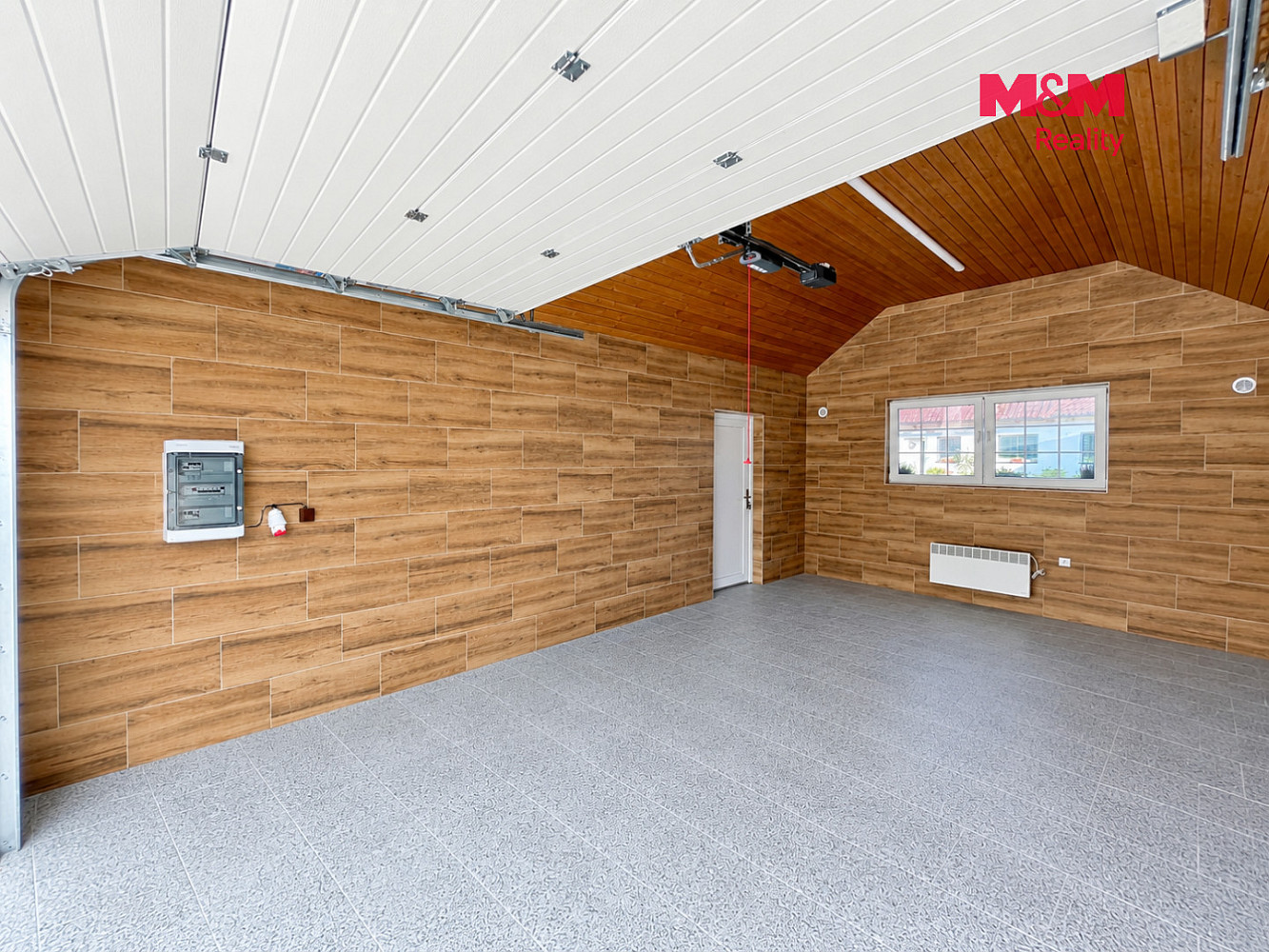 Pronájem garáže, 29 m2, Hradec Králové - Svinary – fotografie 2