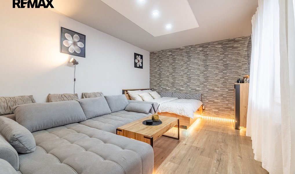 Prodej bytu 4+1 134 m², Praha – náhled fotky 2