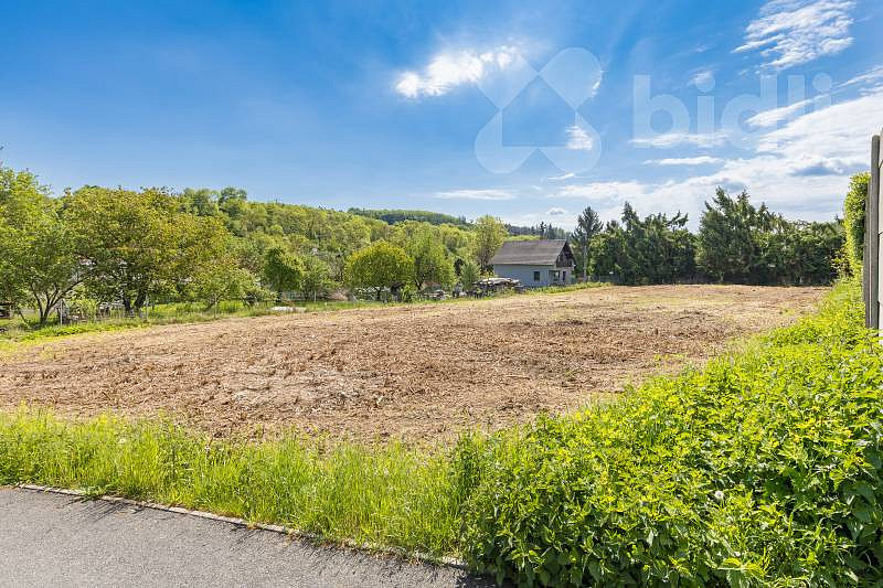 Prodej stavebního pozemku 1 446 m² – fotografie 3