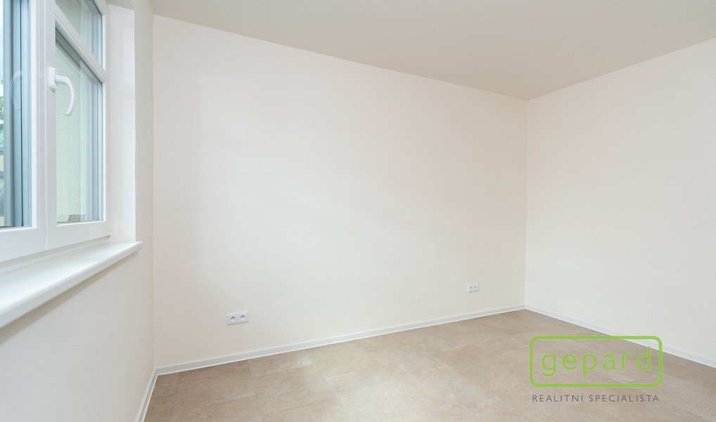 Prodej domu 82 m² s pozemkem 323 m², Černošice – náhled fotky 25