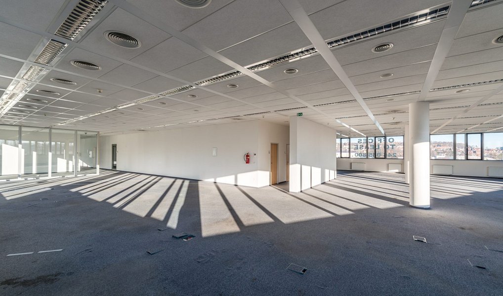 Pronájem kanceláře 161 m², Ořech – náhled fotky 8