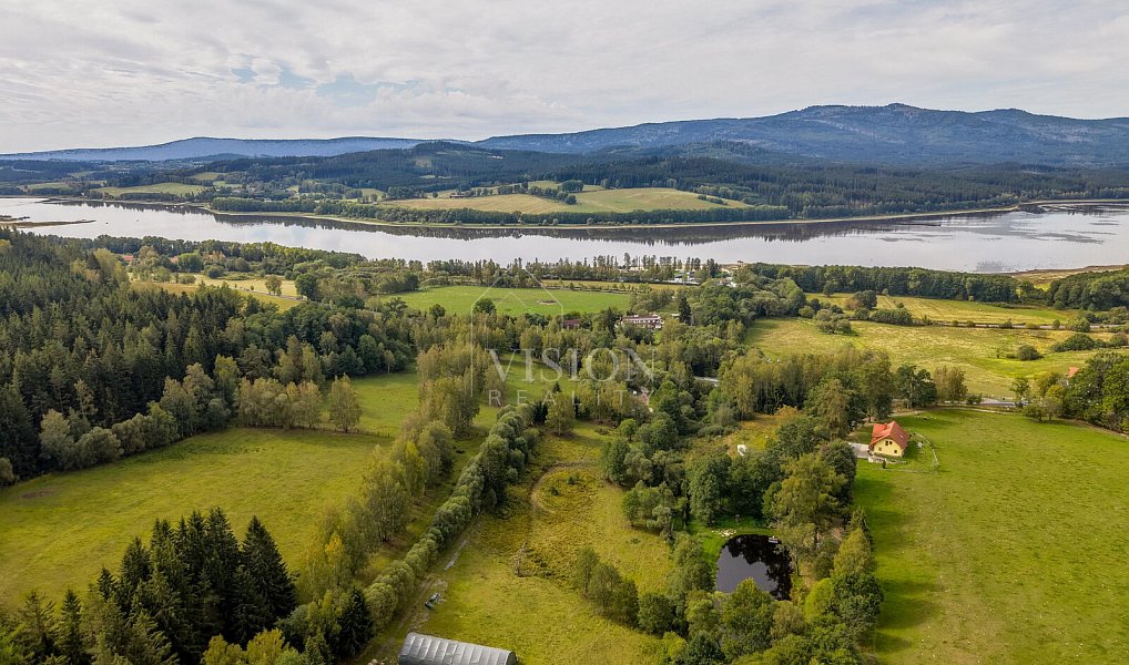 Prodej stavebního pozemku 1 286 m², Horní Planá – náhled fotky 11