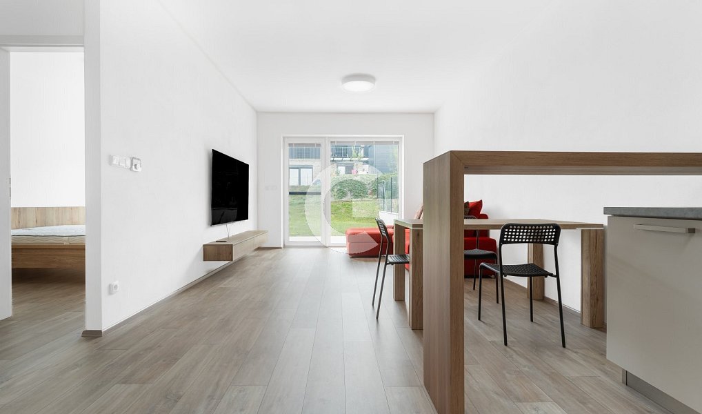 Prodej domu 80 m² s pozemkem 334 m², Zlín – náhled fotky 2