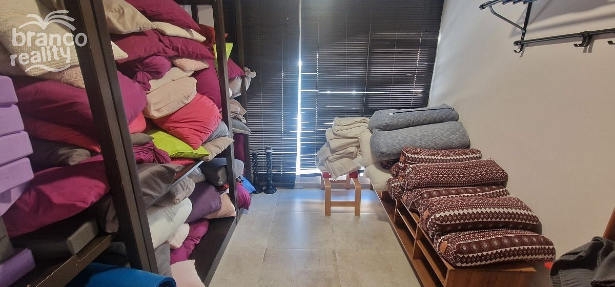 Prodej komerčního objektu (jiného typu) 180 m² - Vista 2