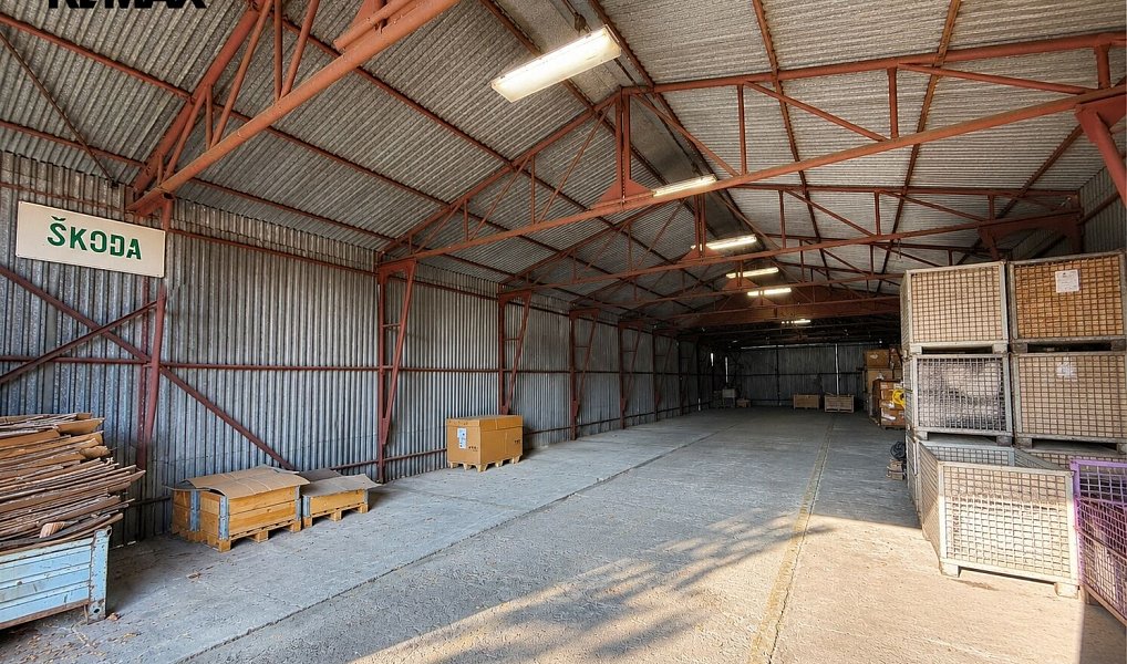 Pronájem skladovacích prostor 270 m², Křinec – náhled fotky 3