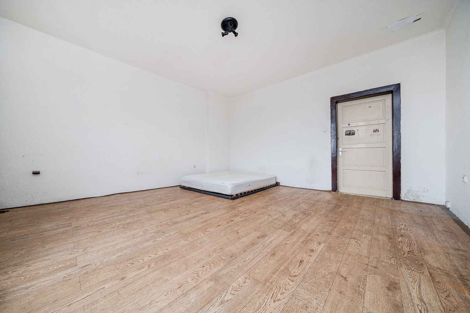 Prodej bytu 2+1 77 m² – fotografie 3