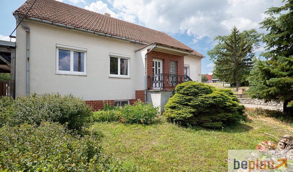 Prodej domu 300 m² s pozemkem 557 m², Drnholec – fotka 1 z 52