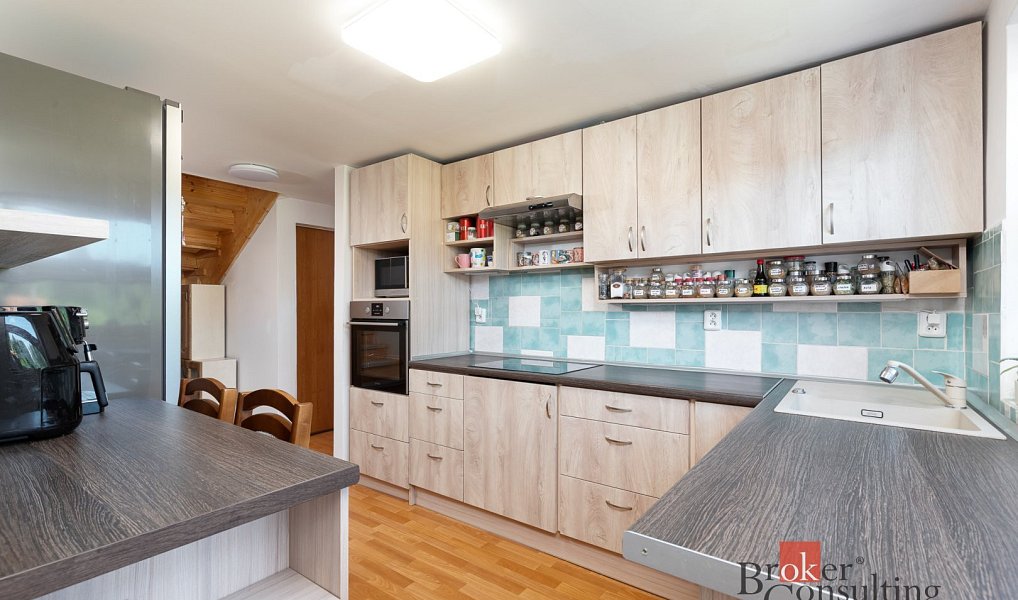 Prodej domu 118 m² s pozemkem 1 221 m², Orlová – náhled fotky 2