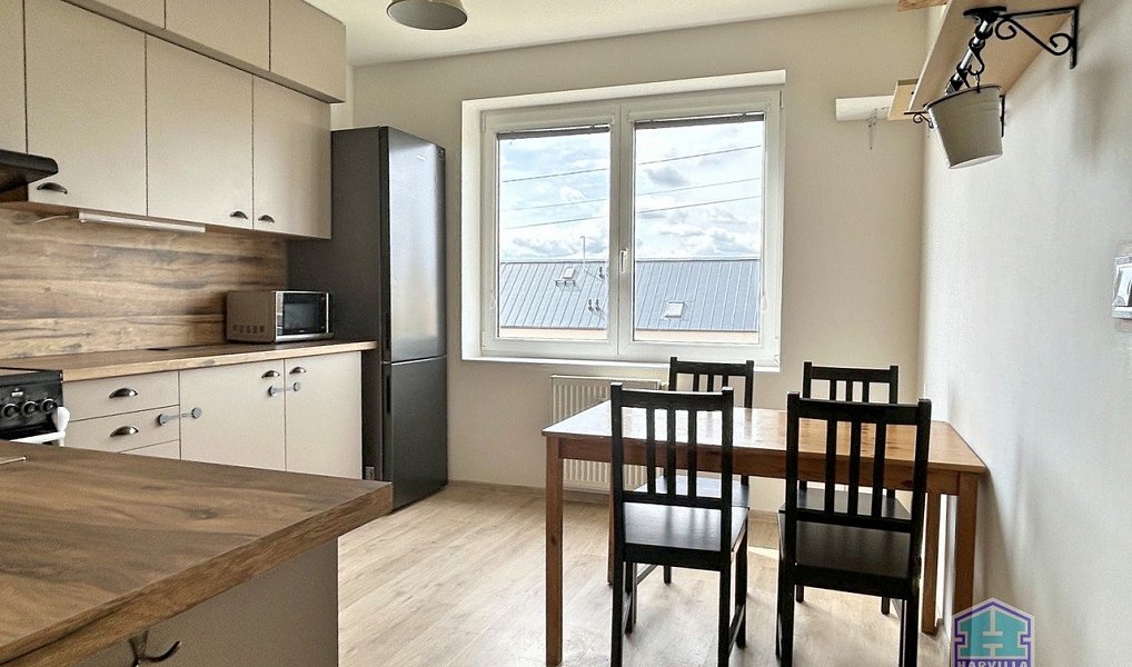 Pronájem bytu 2+1 63 m², Tlučná – náhled fotky 2
