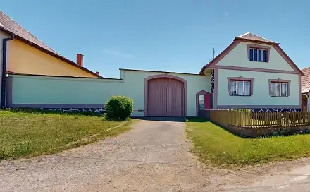 Prodej domu 255 m² s pozemkem 2 214 m², Staré Hobzí - Vnorovice, okres Jindřichův Hradec