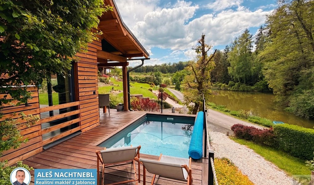 Prodej ubytovacího objektu 178 m², Libuň – náhled fotky 43