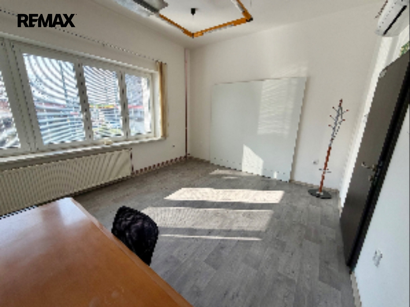 Pronájem kanceláře 24 m² – fotografie 3