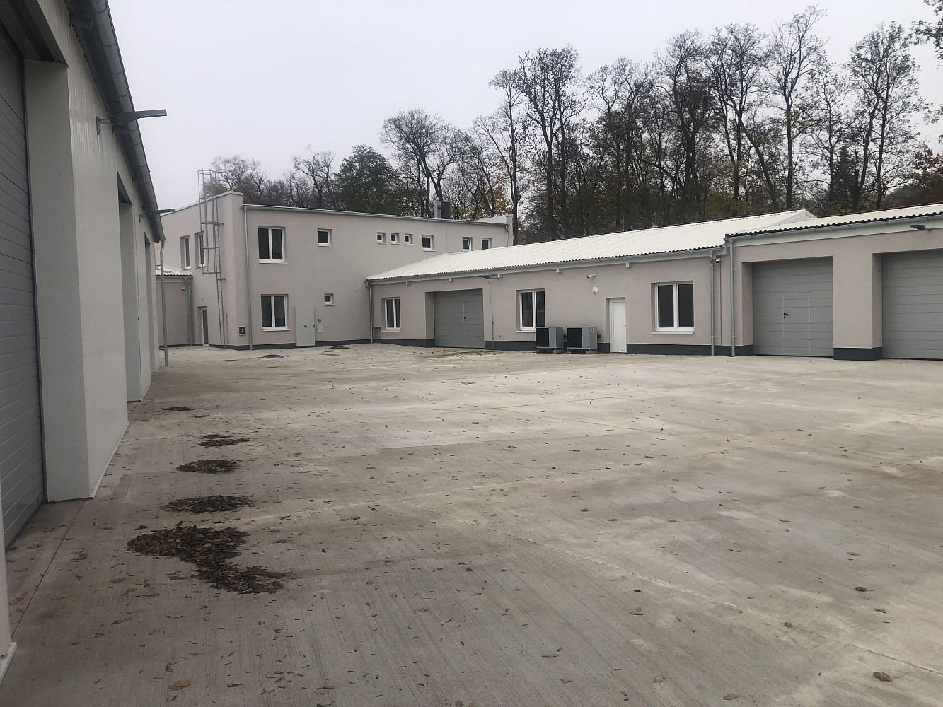 Pronájem kanceláří 420 m², Hořín – pohled 2