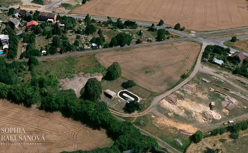 Prodej komerčního pozemku 6 021 m², Horka nad Moravou, okres Olomouc