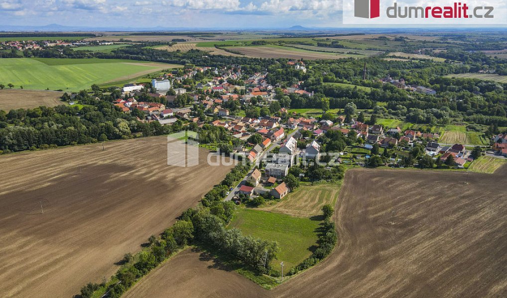 Prodej stavebního pozemku 3 478 m², Klobuky – náhled fotky 11