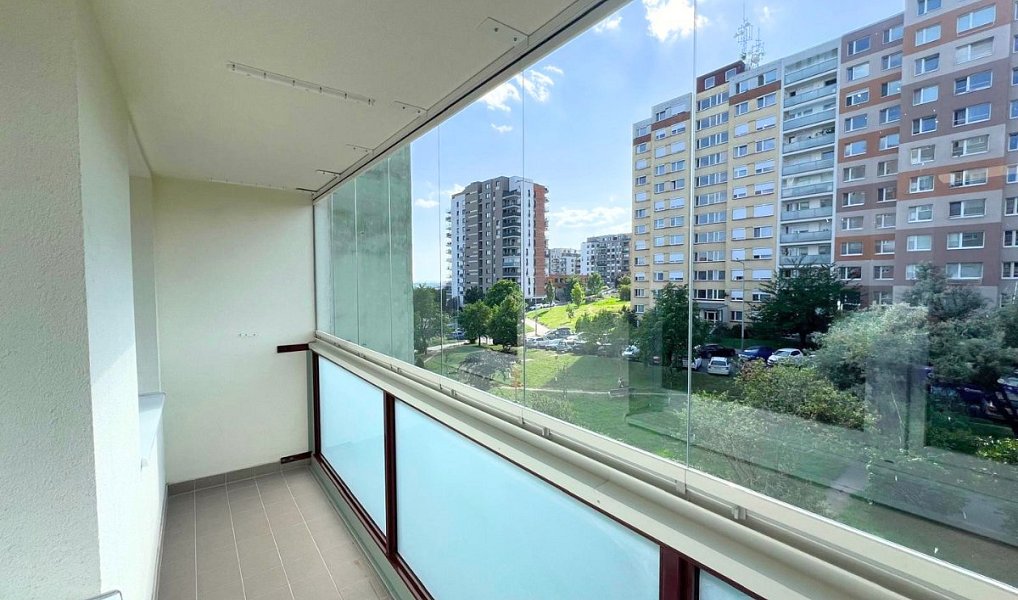 Pronájem bytu 3+kk 72 m², Praha – náhled fotky 5