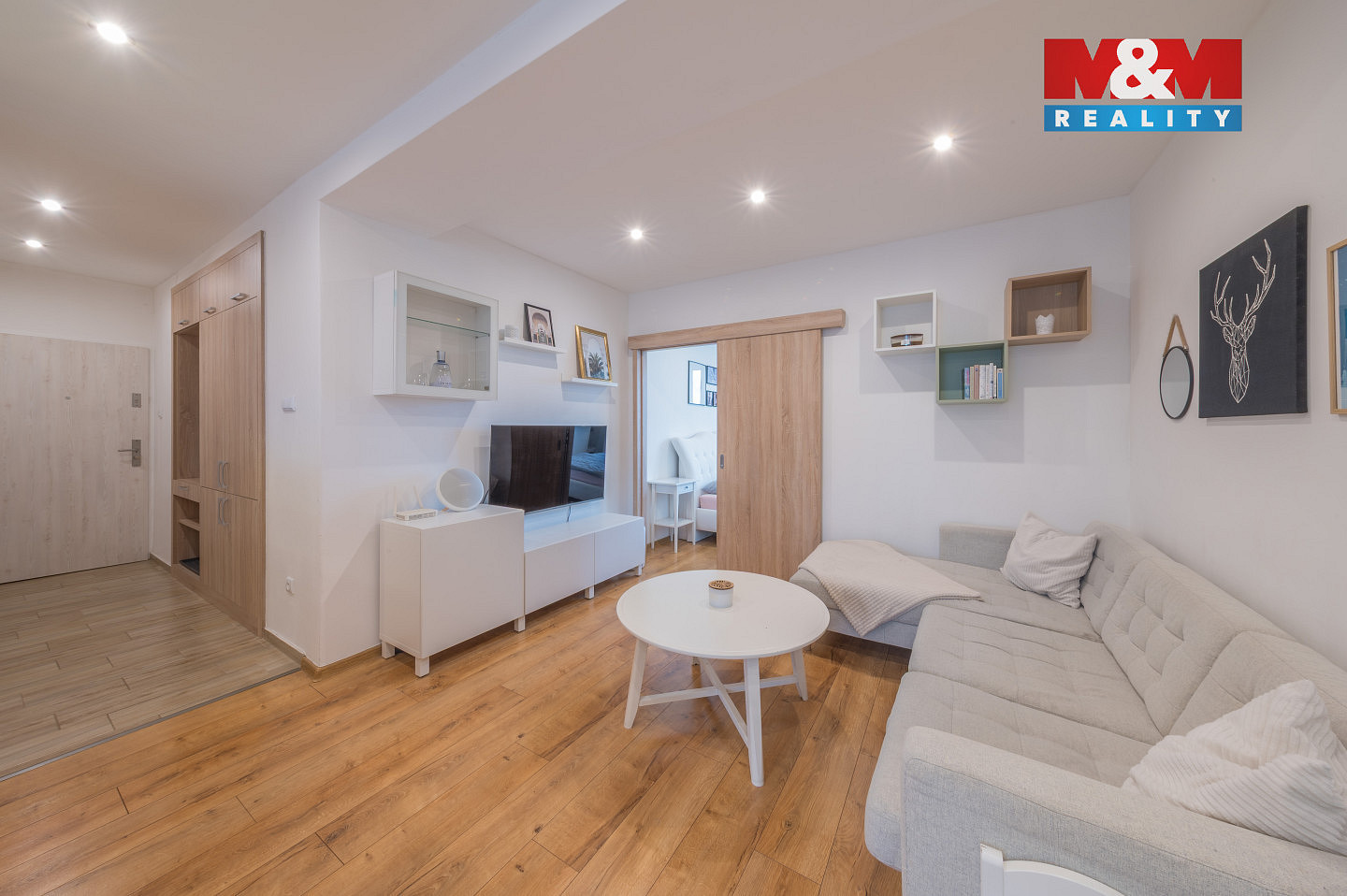 Prodej bytu 2+1 57 m² — photo 2