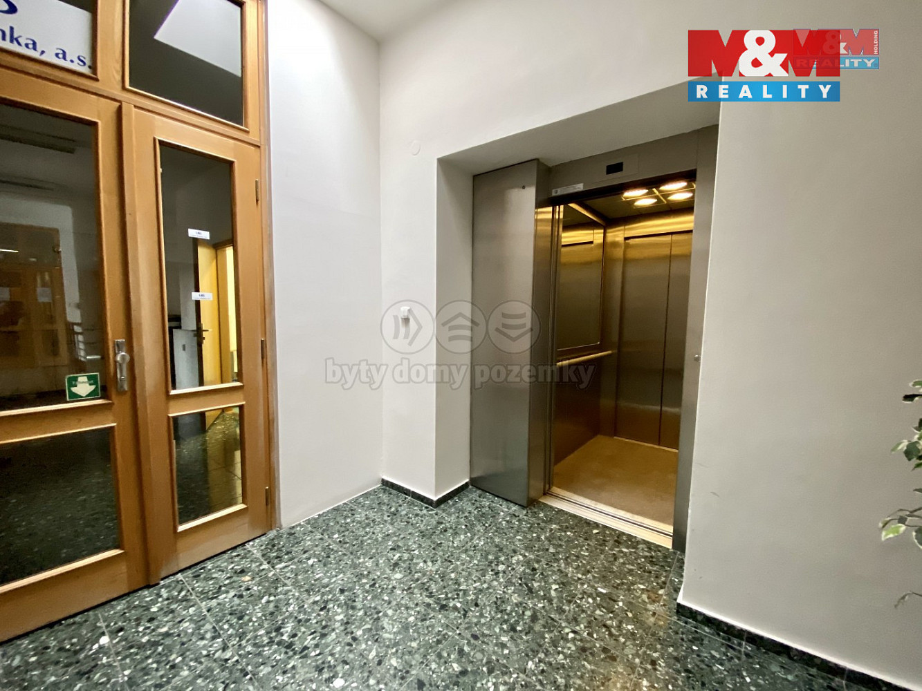 Pronájem kanceláře 127 m² — photo 4