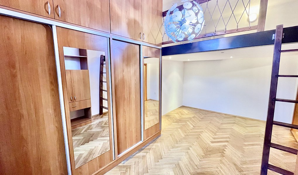 Pronájem bytu 5+1 127 m², Praha – náhled fotky 10