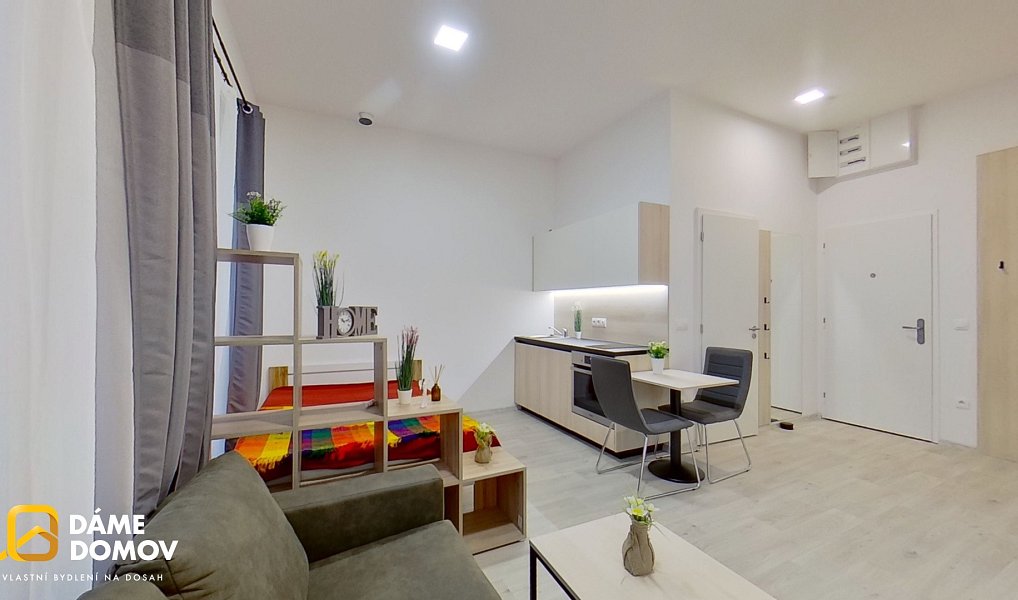 Prodej bytu 1+kk 26 m², Zlín – náhled fotky 2