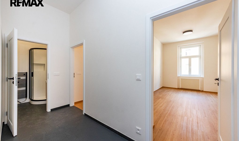 Pronájem bytu 2+kk 44 m², Praha – náhled fotky 6