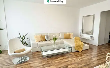 Prodej bytu 3+1 73 m², Jateční, Kolín - Kolín III