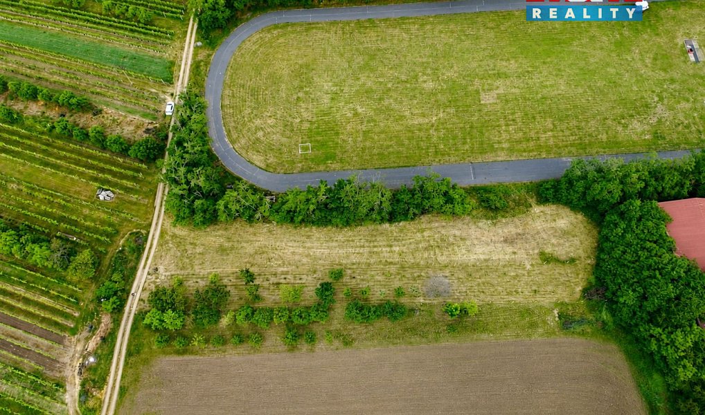 Prodej zahrady 832 m², Drnholec – náhled fotky 13