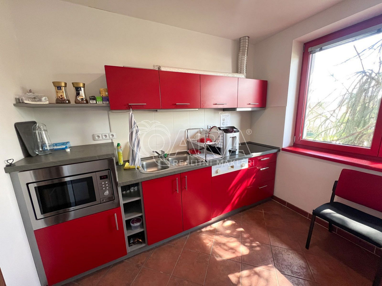 Pronájem kanceláře 120 m² – fotografie 5