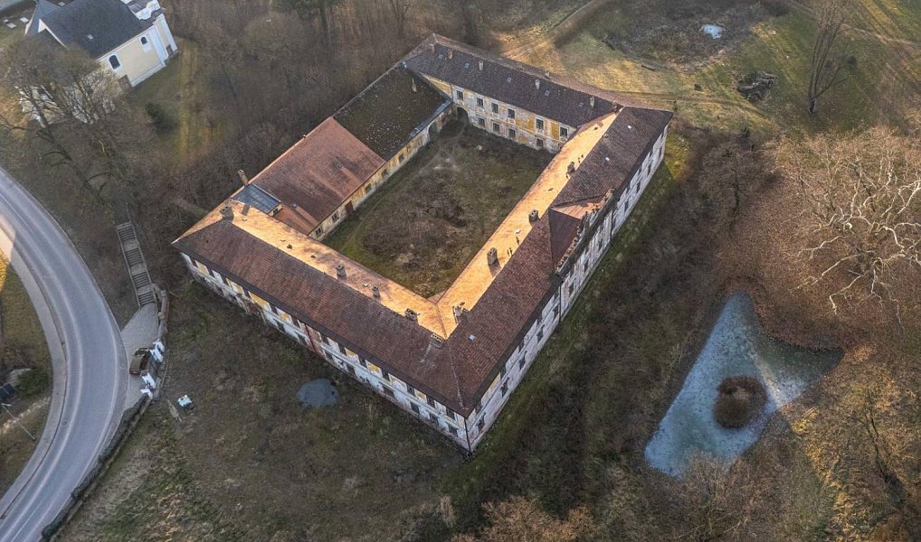 Prodej komerčního objektu (jiného typu) 28 378 m², Biskupice – náhled fotky 6