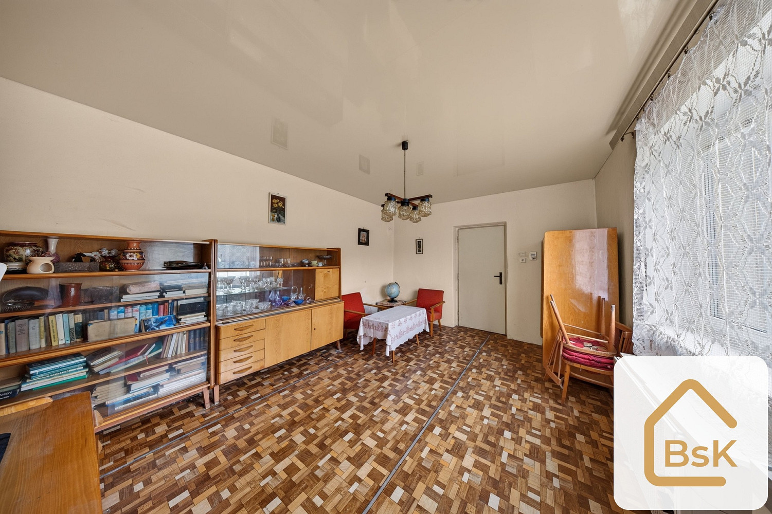 Prodej domu 292 m² s pozemkem 1 147 m² – fotografie 4