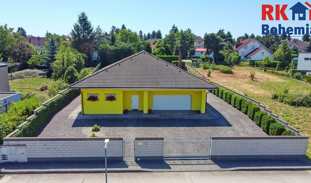 Prodej domu 266 m² s pozemkem 1 426 m², Šestajovice – náhled fotky 2