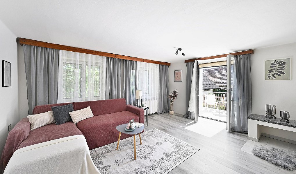 Prodej domu 250 m² s pozemkem 885 m², Milešov – náhled fotky 2